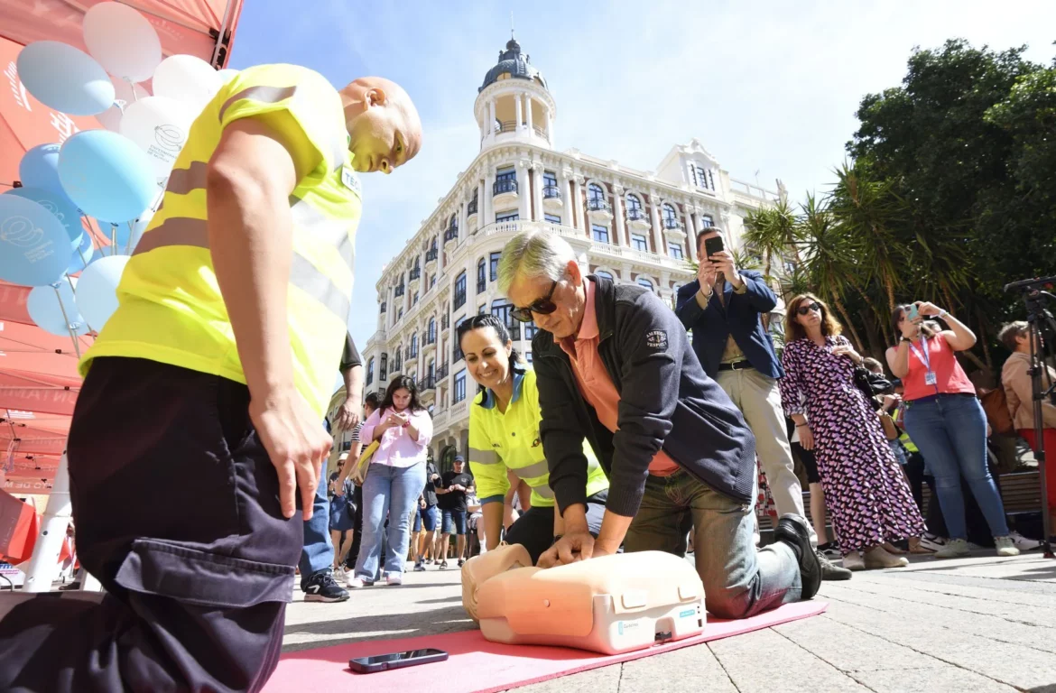 Talleres en la calle para celebrar el Día de la Enfermería