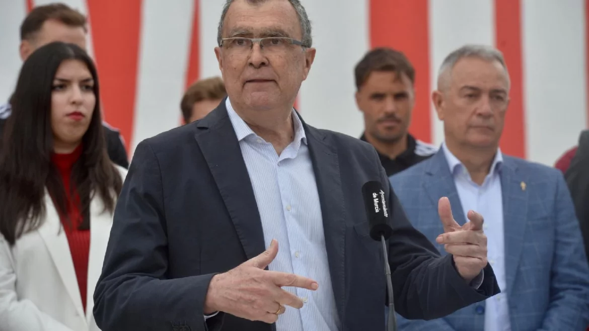 El Real Murcia presentará esta tarde su futura ciudad deportiva