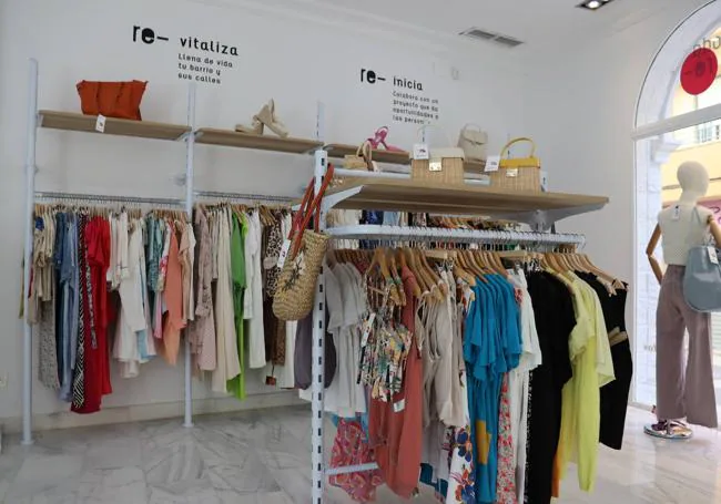 Inauguración tienda Moda Re- Cáritas en Lorca