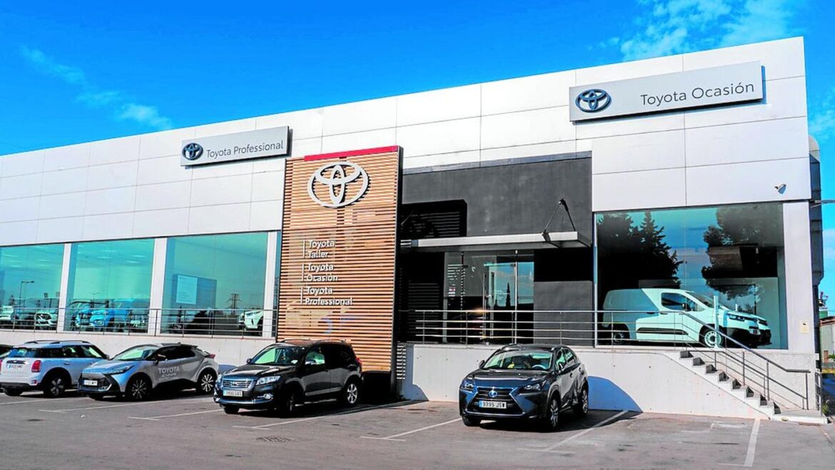 Toyota Murcia abre un concesionario en El Tiro