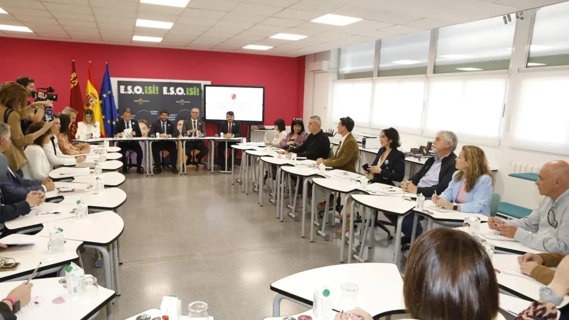 El Gobierno regional presenta en Lorca la campaña ‘ESO ¡Sí!’ para animar a los jóvenes a acabar la Secundaria