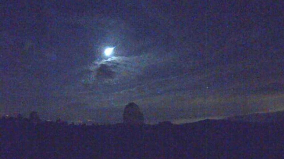 Una bola de luz cruza España y parte de Portugal