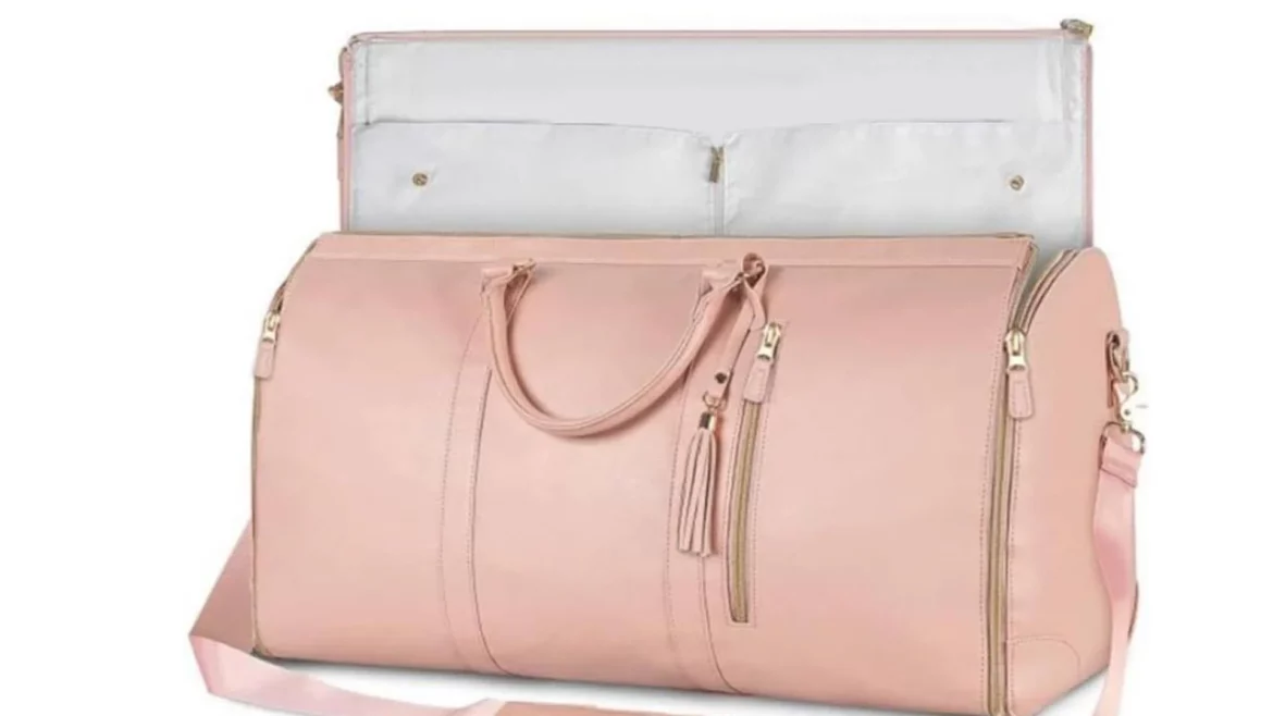 Después de la mochila viral llega la bolsa de viaje: así es el nuevo invento que te facilitará tus viajes este verano