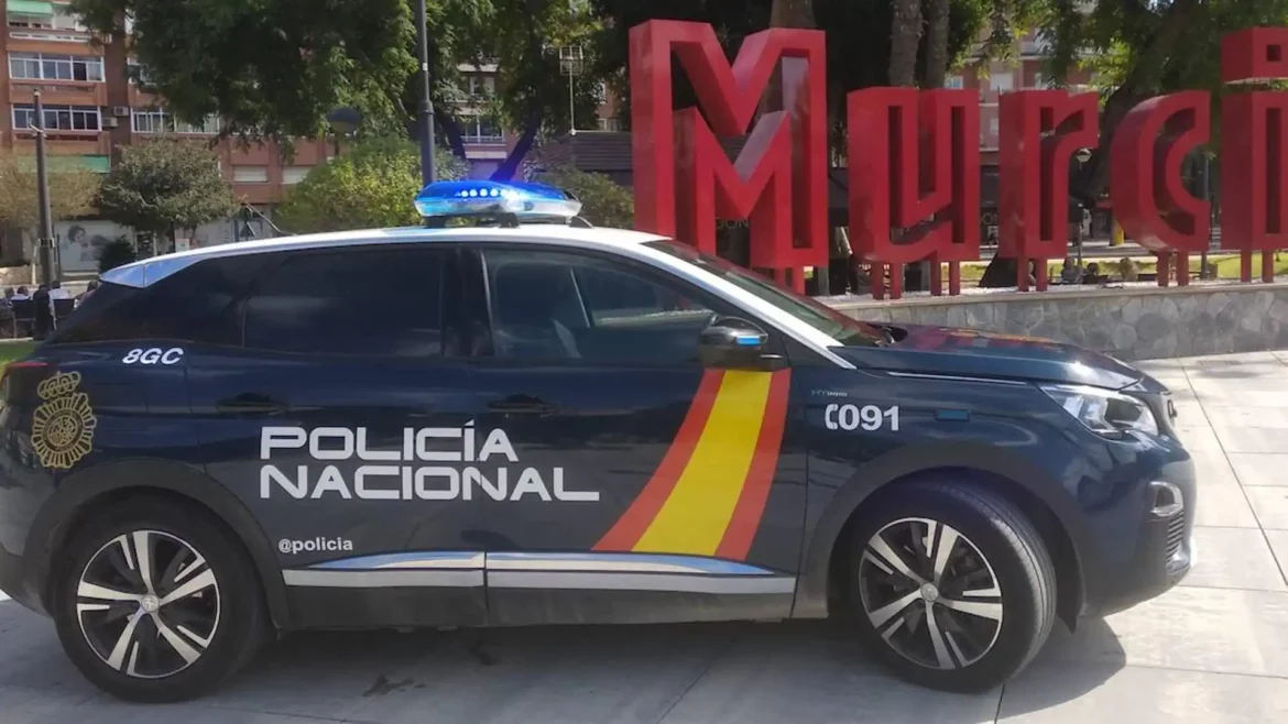 Detienen a un hombre en Murcia por agredir a un vigilante de seguridad que le pilló robando
