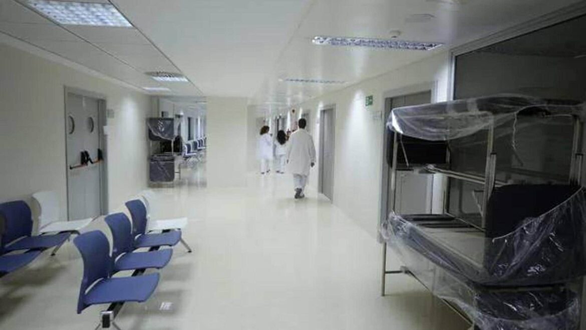 Desalojan la cuarta planta del hospital Materno-Infantil de La Arrixaca por un incendio