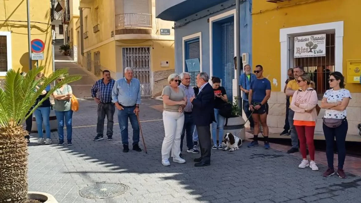 La Guardia Civil encuentra indicios de homicidio en la muerte de tres personas en el incendio de una casa en Ricote