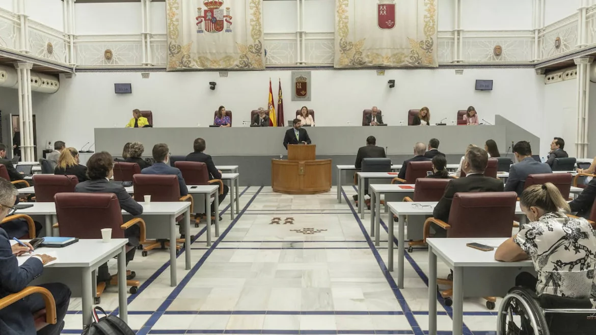 En directo, segunda jornada del Debate del estado de la Región