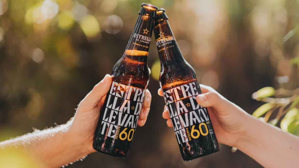 Juan Guillamón, María Gómez y David López crean tres bocadillos para la nueva cerveza Reserva 60 Aniversario