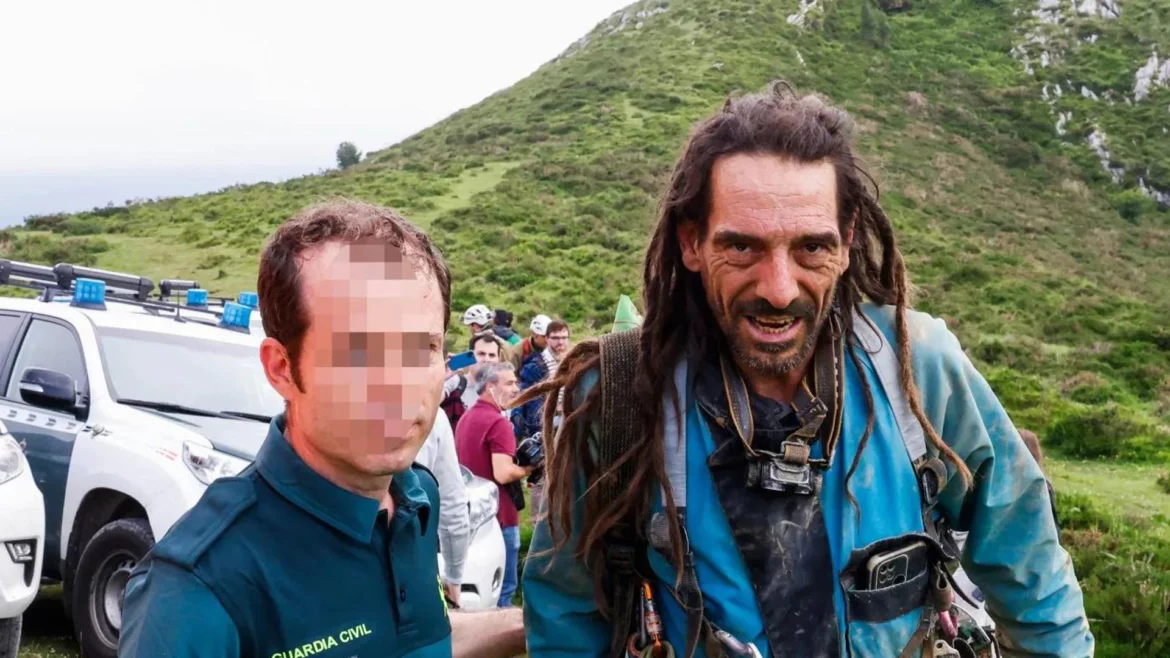 El espeleólogo rescatado quiere volver este fin de semana a otra cueva de Cantabria