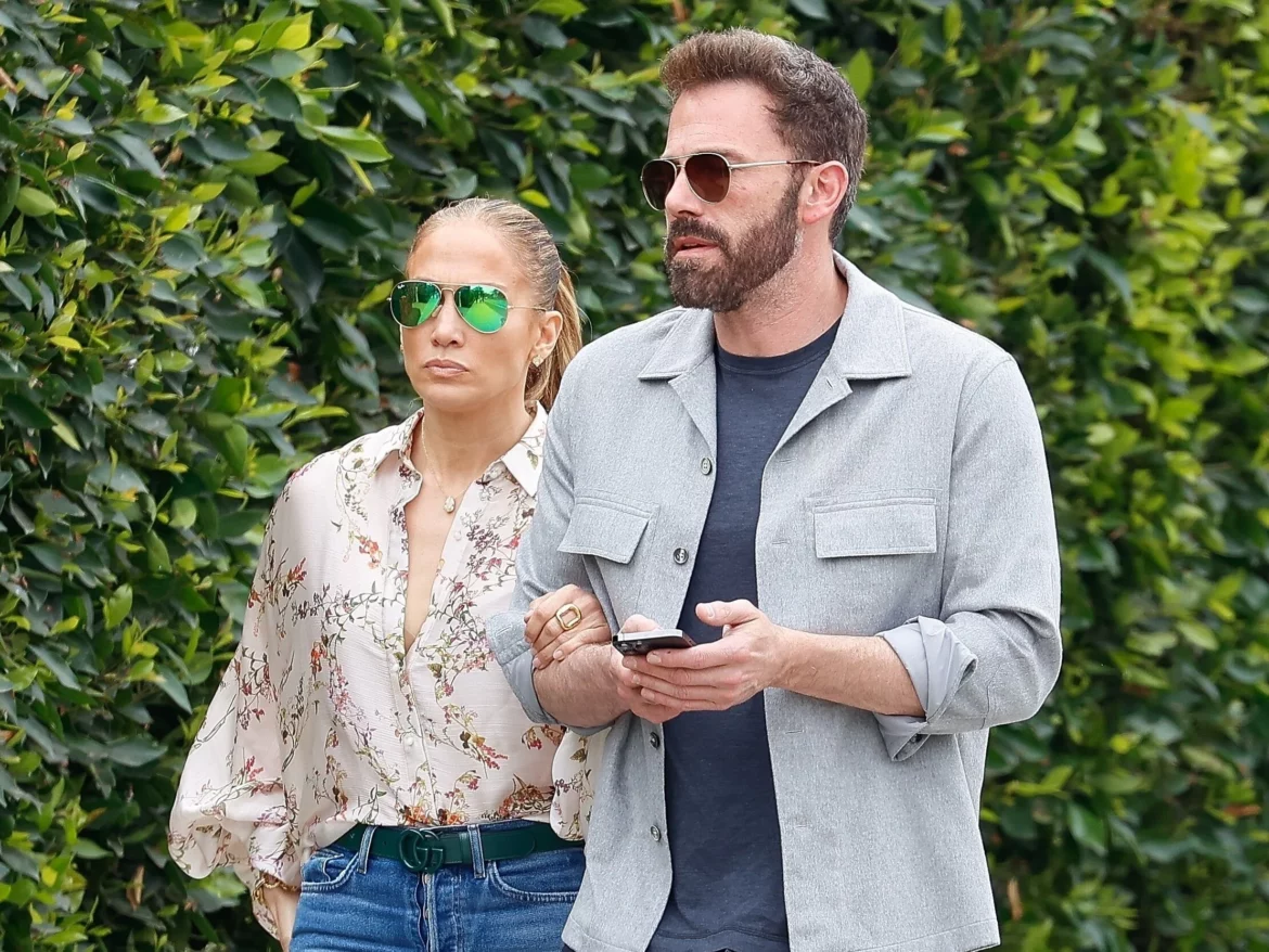 Jennifer López y Ben Affleck venden su casa familiar por 65 millones de dólares