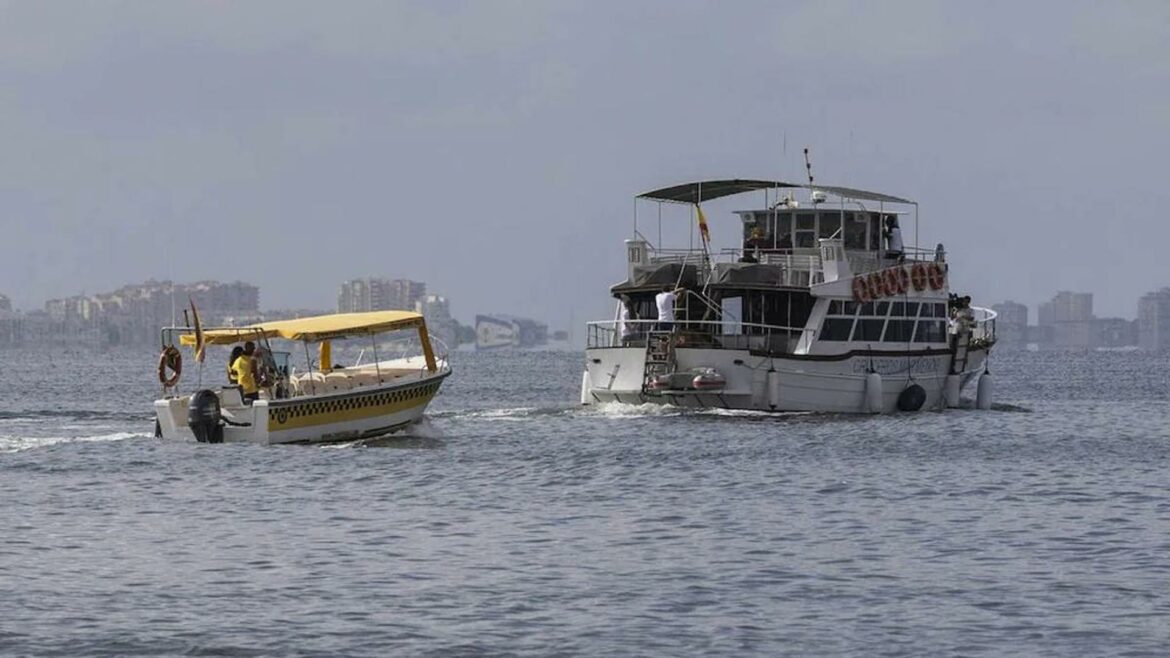 Un nuevo ‘taxi náutico’ conecta San Pedro del Pinatar con La Manga