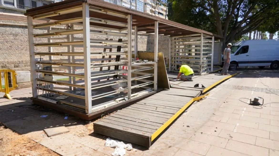 Renuevan la oficina de turismo del Puerto de Cartagena dañada por un árbol