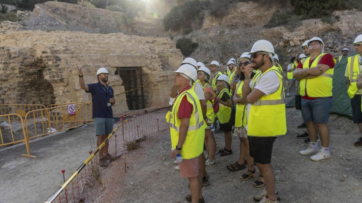 Tesoros del Anfiteatro de Cartagena al descubierto