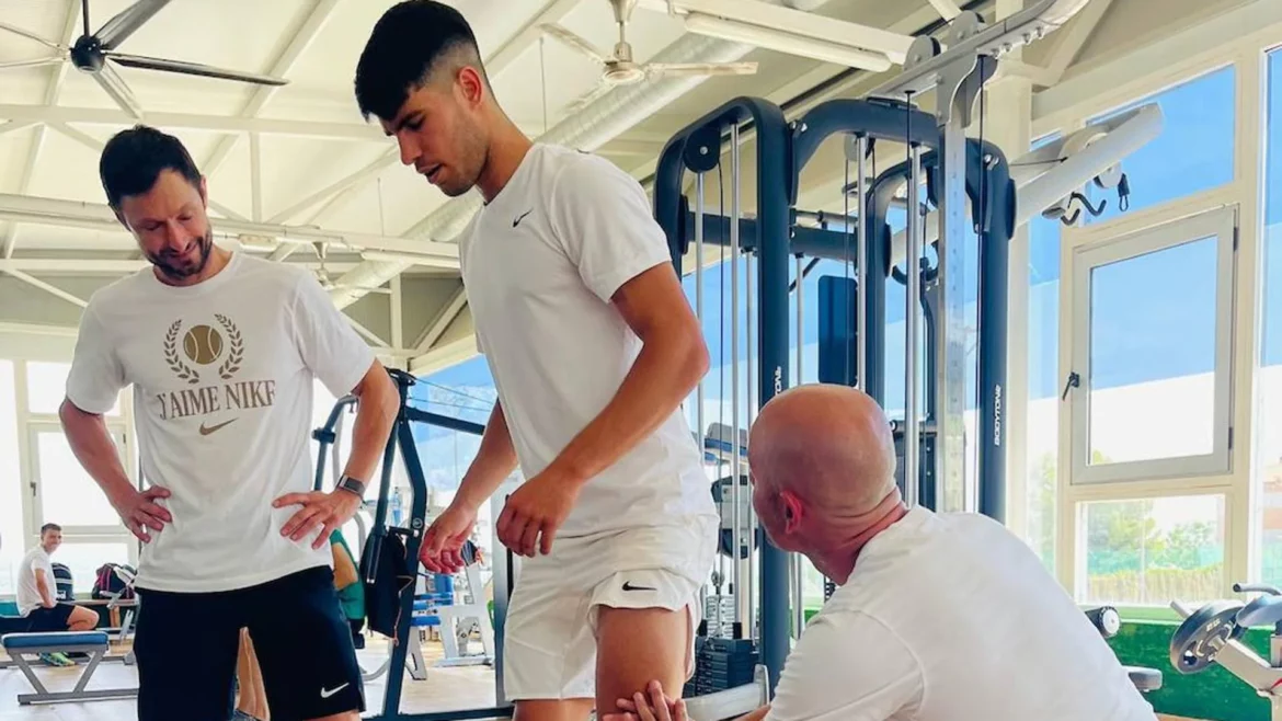 Último entrenamiento de Carlos Alcaraz en Murcia antes de partir hacia París