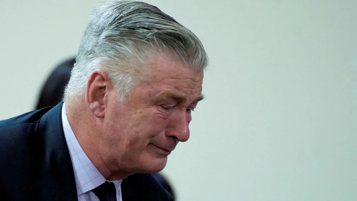 El actor Alec Baldwin se libra del juicio porque la Fiscalía ocultó pruebas