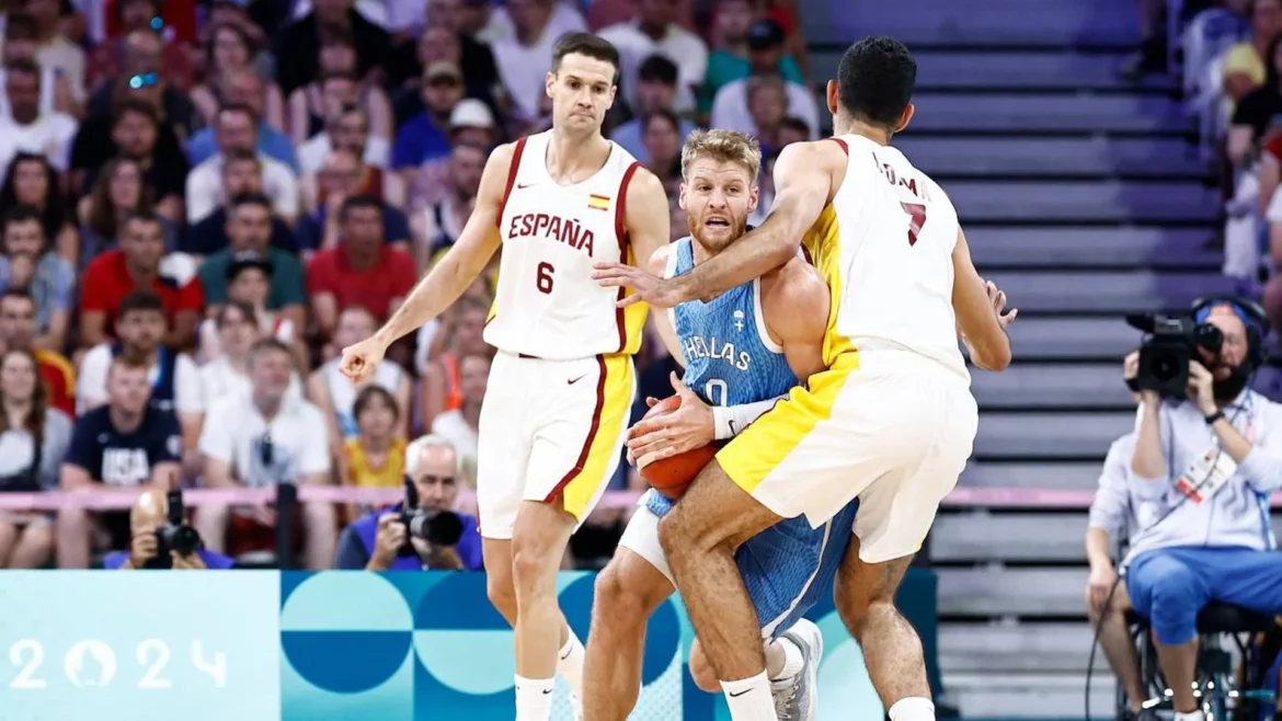 España mantiene su ventaja en el tercer cuarto