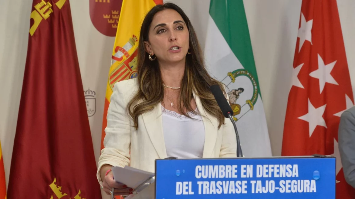 Rubira exige a Planas que se siente con las autonomías para afrontar la sequía