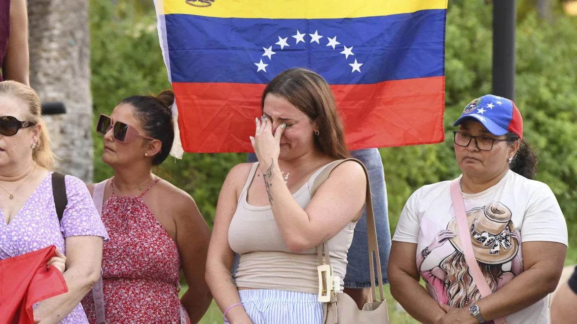 Venezolanos protestan en Murcia contra el «fraude» de Nicolás Maduro