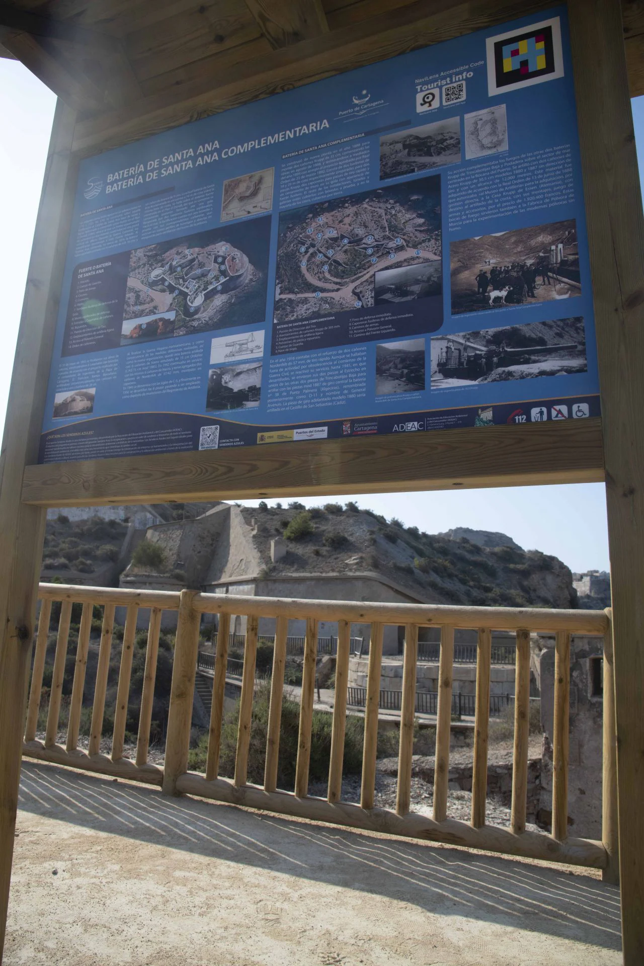 Nueva senda en Cala Cortina: un balcón con historia y vistas al mar