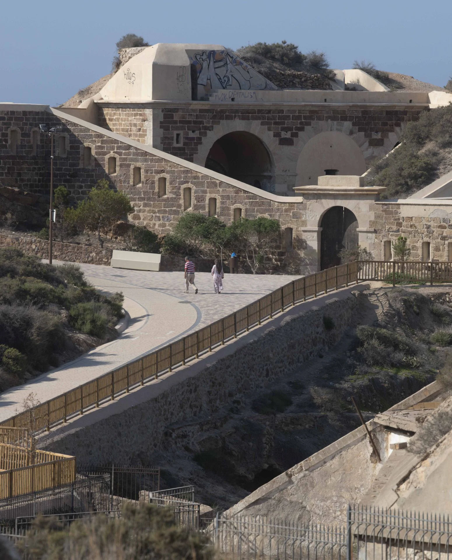 Nueva senda en Cala Cortina: un balcón con historia y vistas al mar