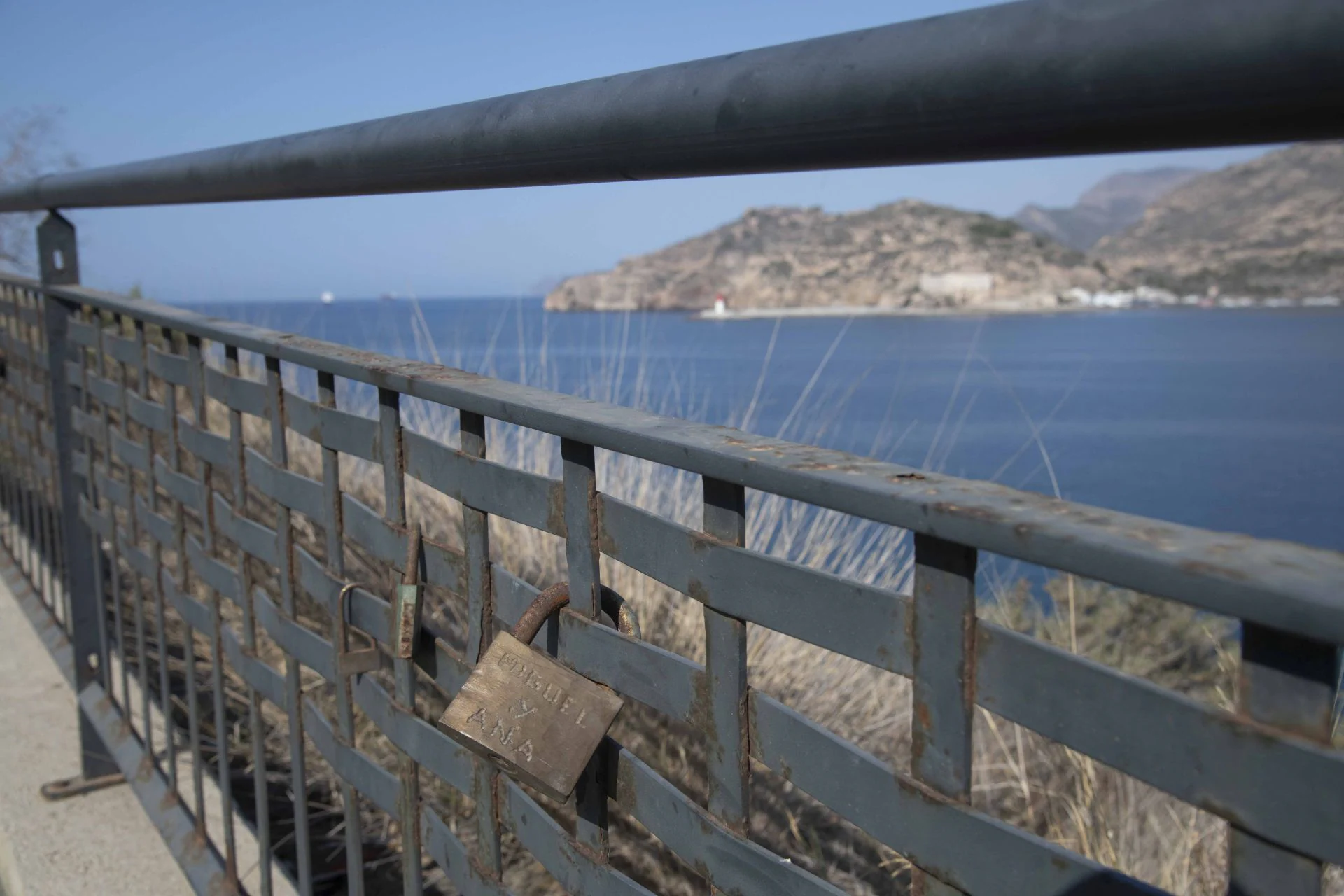Nueva senda en Cala Cortina: un balcón con historia y vistas al mar