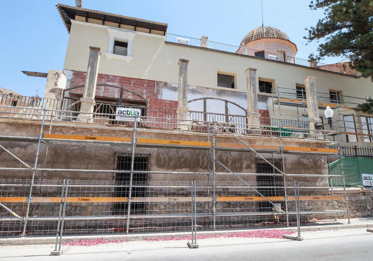 Imagen principal - Empujón a tres bandas para la recuperación del patrimonio histórico y artístico de Orihuela