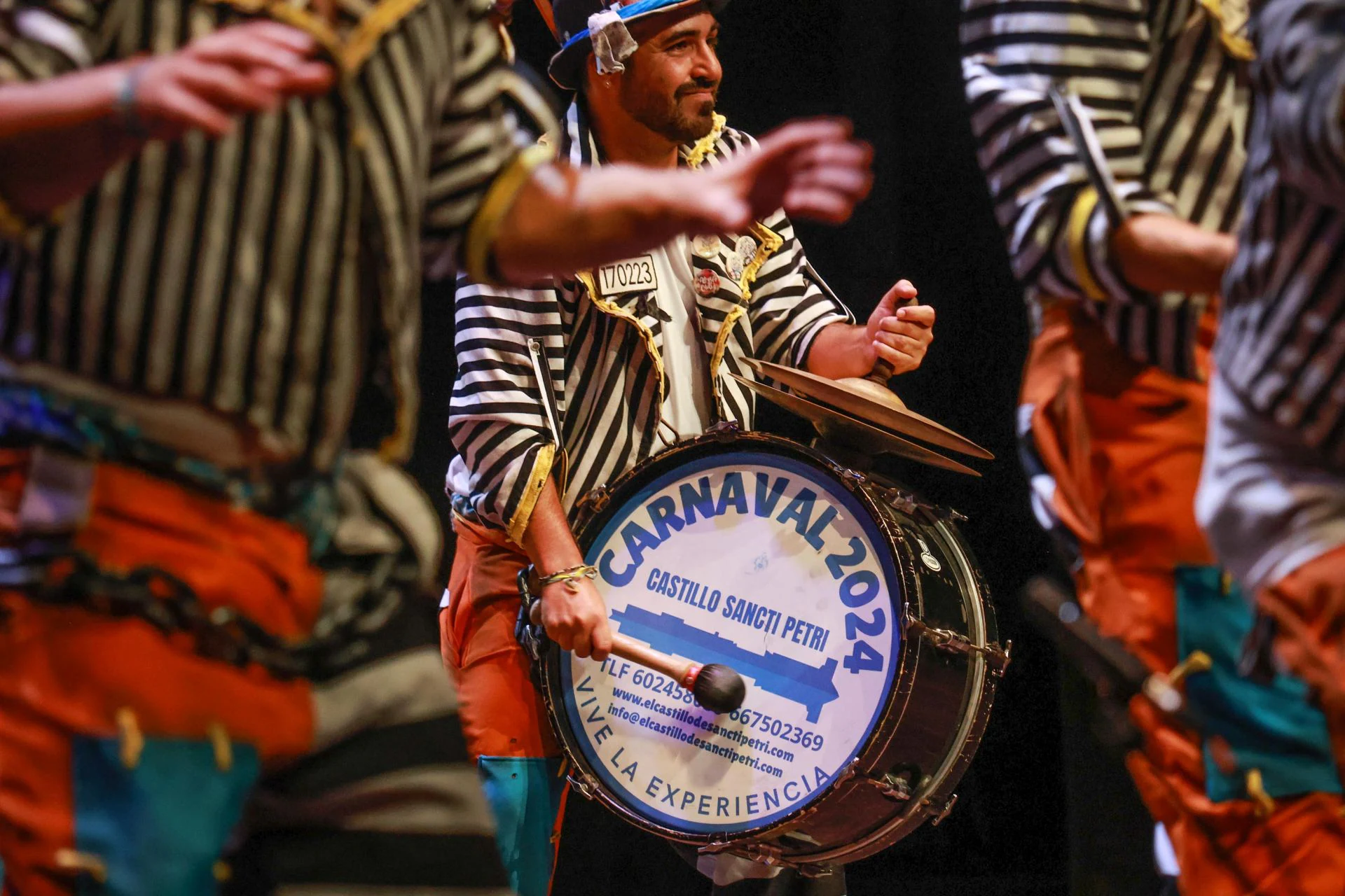 Carnaval, chirigoteo y humo gaditano en Torrevieja