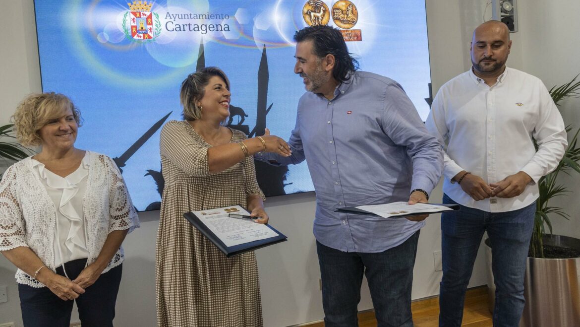 El Ayuntamiento de Cartagena mantendrá el campamento en la Rambla si los festeros escogen quedarse