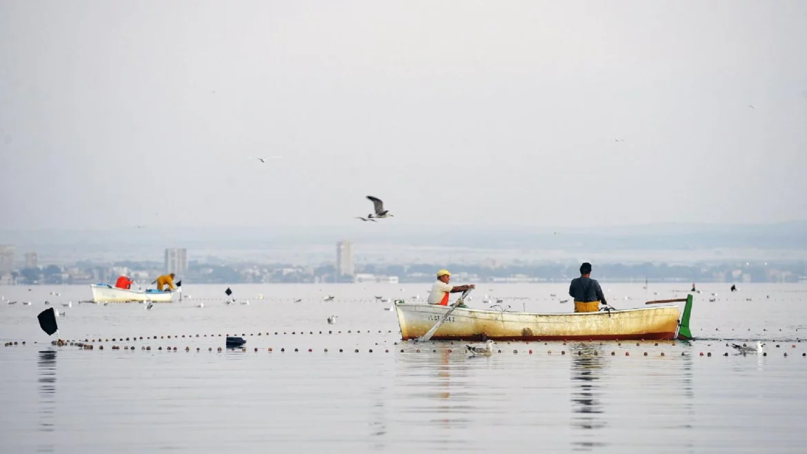 La Comunidad convoca 2,8 millones de euros en ayudas para el sector pesquero
