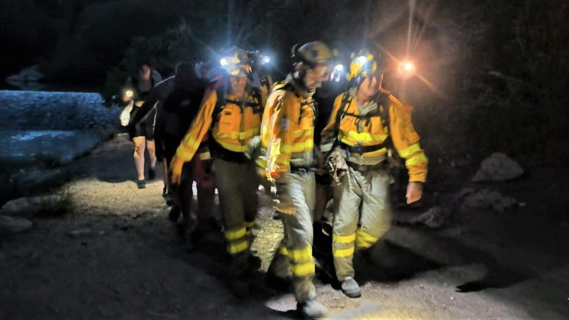 Rescatan a una mujer que se cayó en las pozas del río Alhárabe, en Moratalla