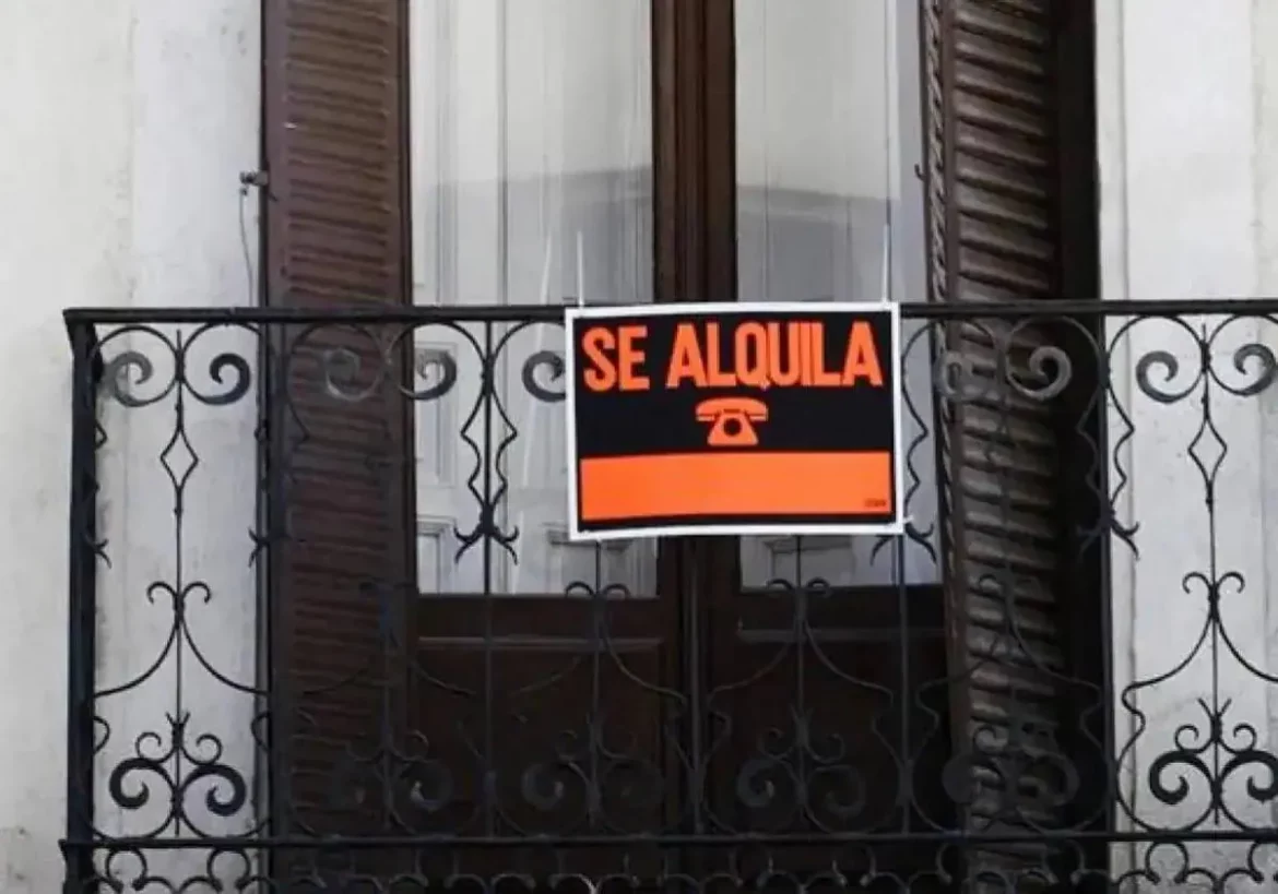 ¿Debes pagar la cuota de la comunidad si vives en un piso alquilado?