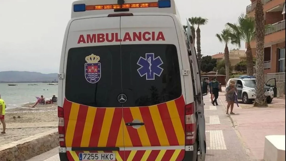 Muere un hombre en la playa de Los Narejos tras una parada cardiorrespiratoria