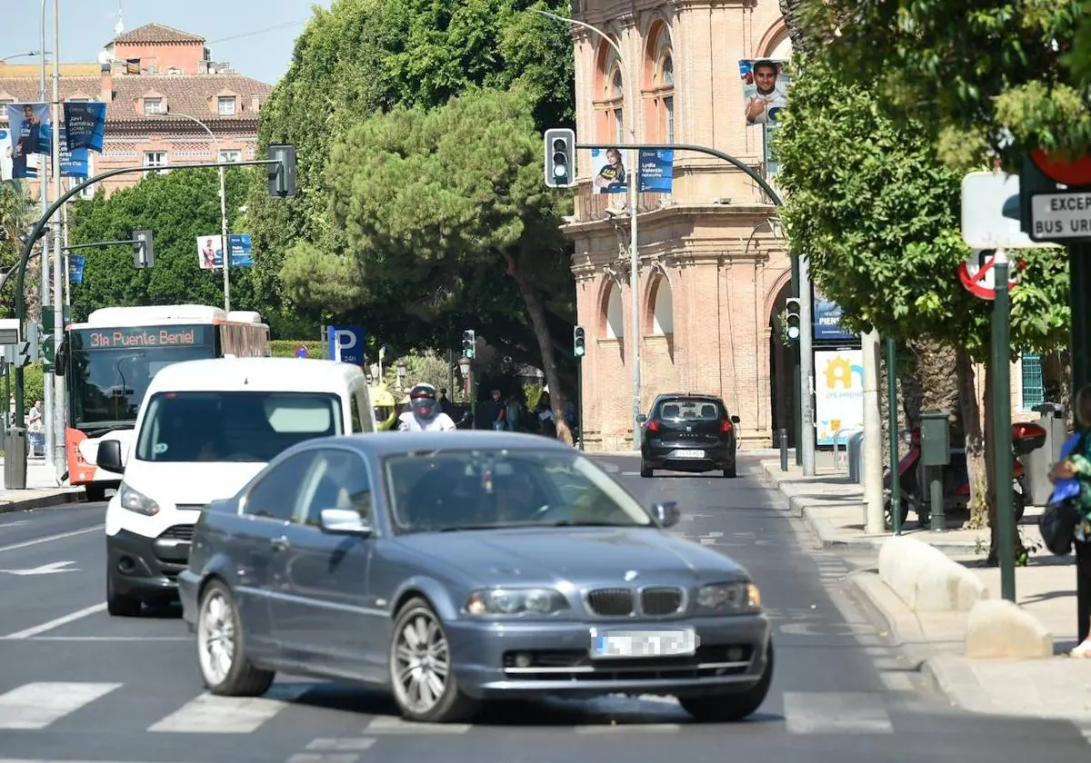 Imagen de la avenida Teniente Flomesta, este lunes.