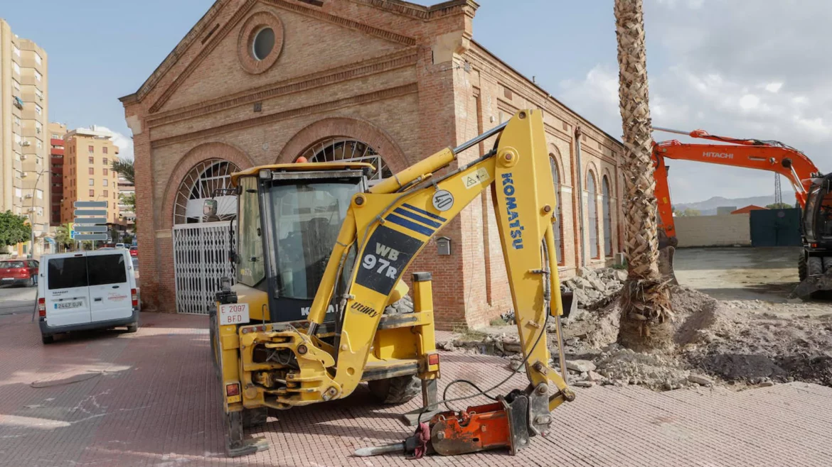 Clamor popular para salvar el local social ‘Paso a nivel’ en Lorca
