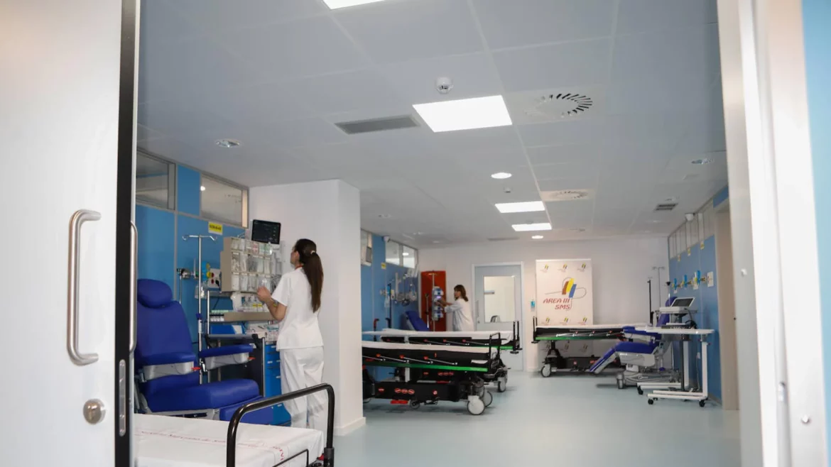 Denuncian esperas de tres días para obtener cama en el hospital Rafael Méndez de Lorca