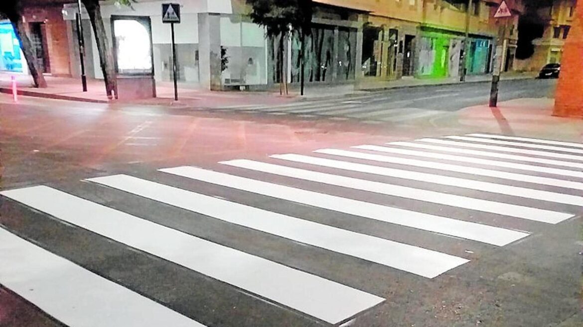 Las pedanías de Murcia concentran más del 60% del repintado de señales