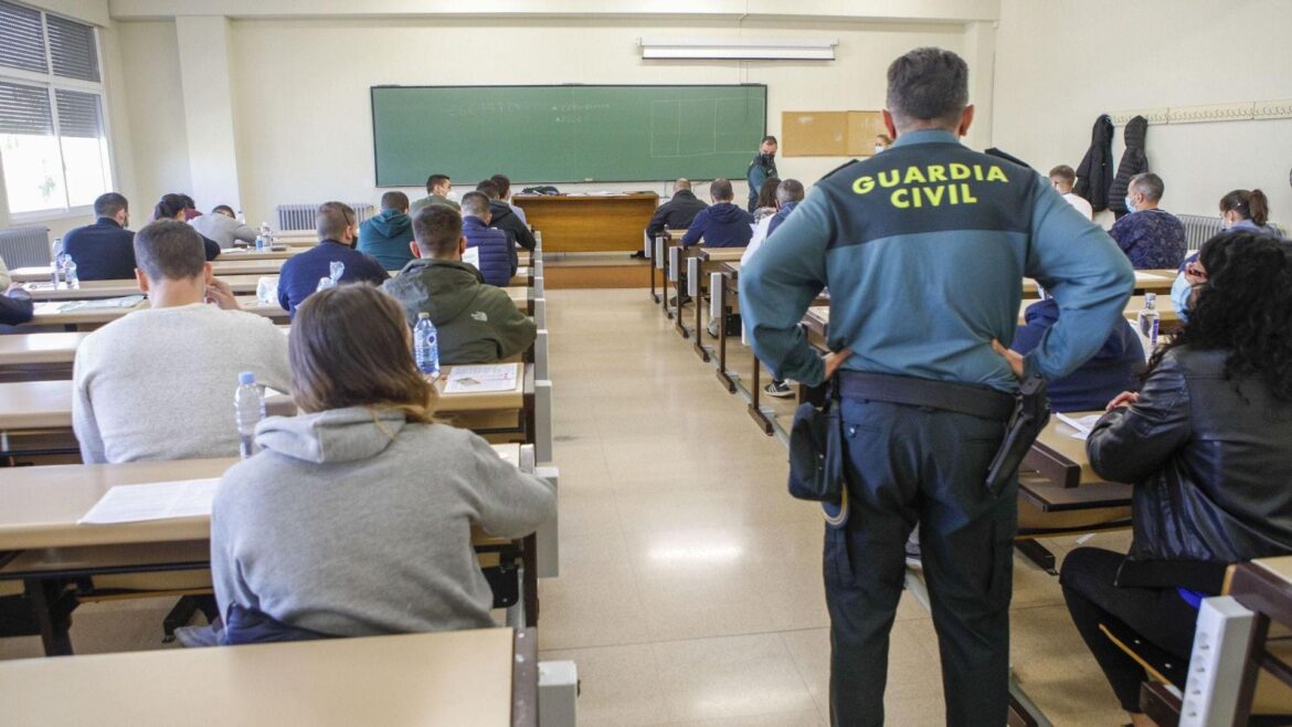 Suspendido el examen de este domingo de la oposición a la Guardia Civil