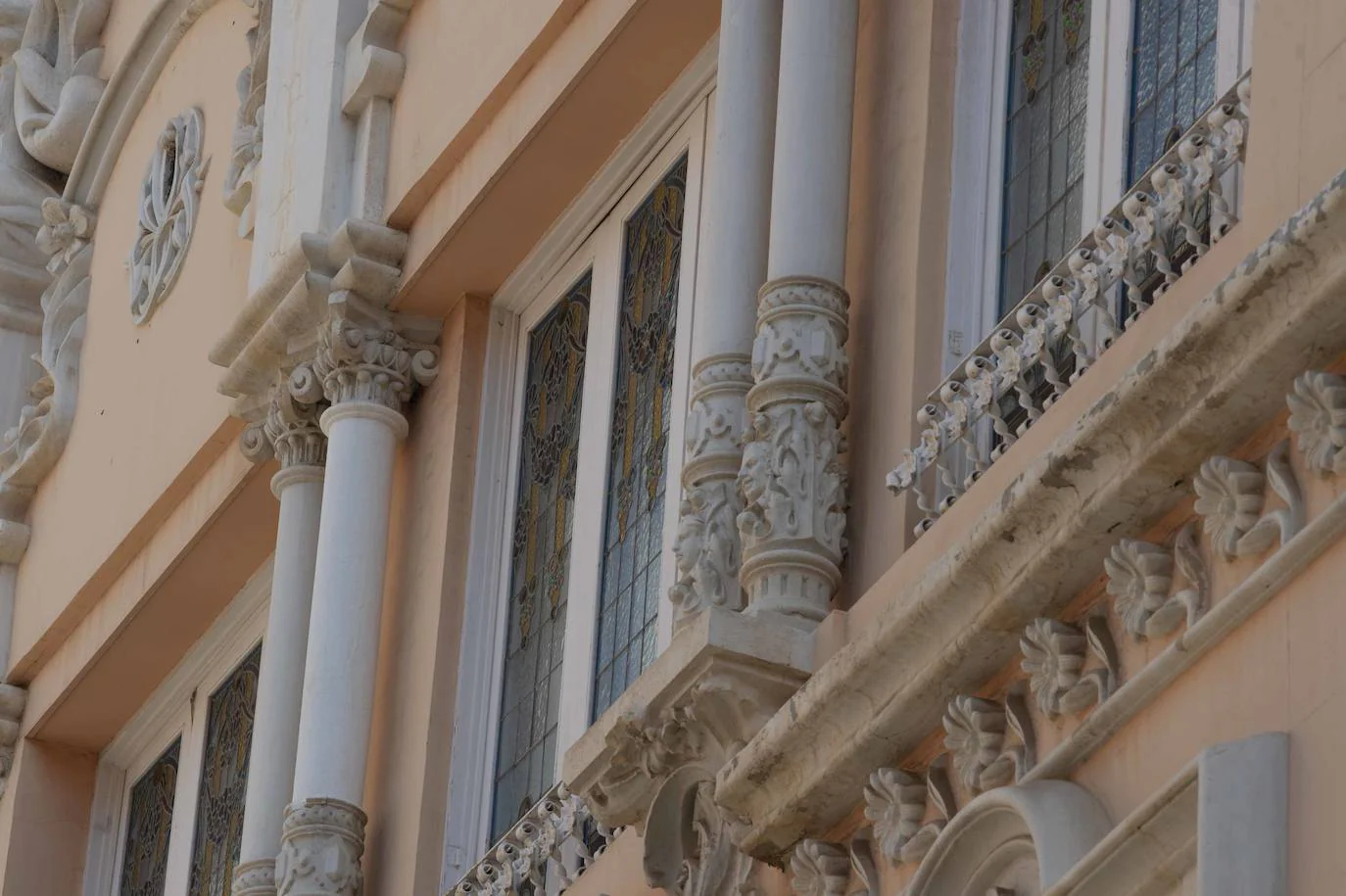 La huella modernista marca el paso en Cartagena