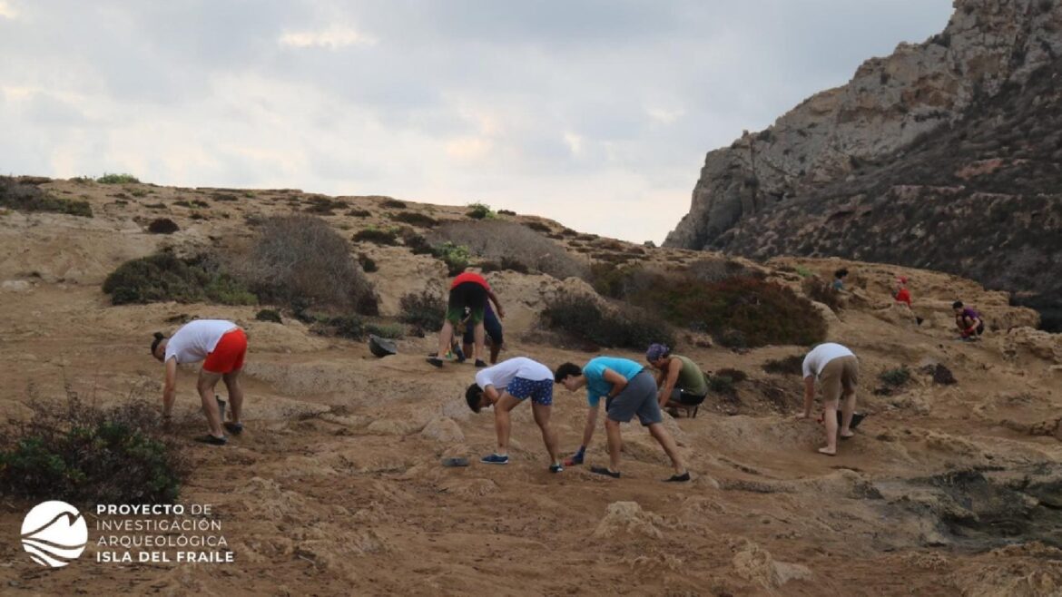 Descubren que la ocupación de la isla del Fraile de Águilas puede tener 500 años más de lo estimado