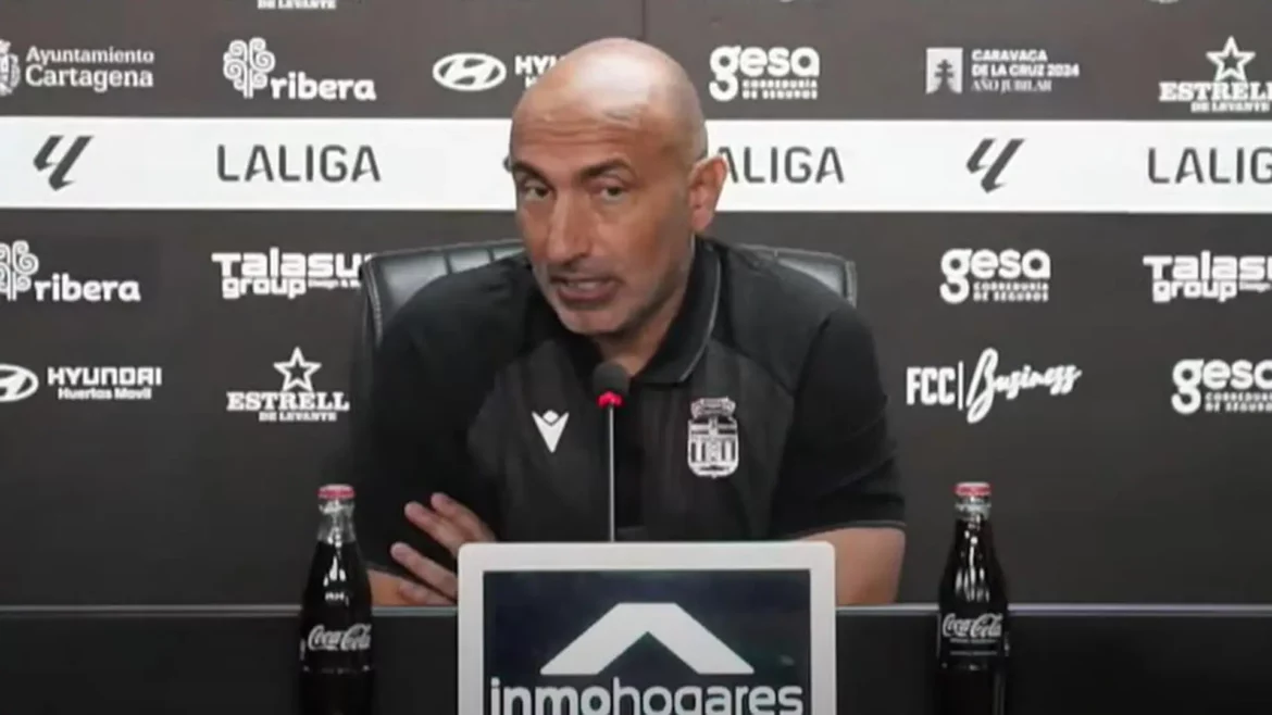 Abelardo avisa de que el calor será un rival más: «El físico y los cambios van a ser determinantes»