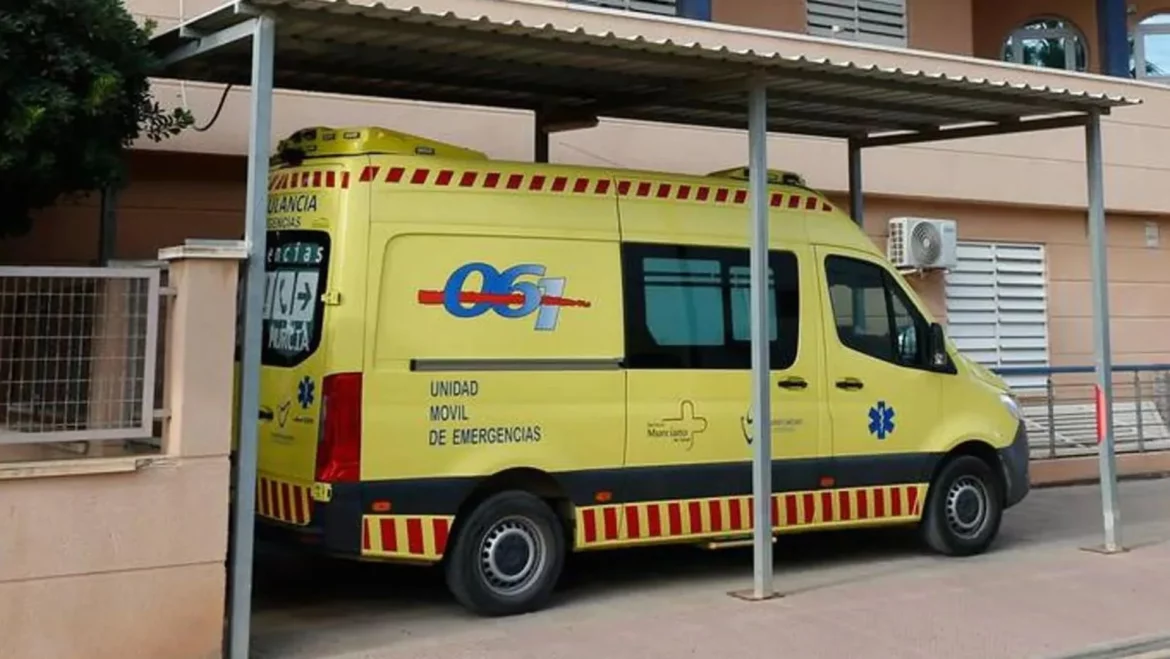 Encuentran a una mujer fallecida flotando en la piscina de su vivienda en Molina