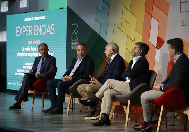 Los empresarios murcianos y valencianos se unen para llevar sus reivindicaciones a la agenda nacional