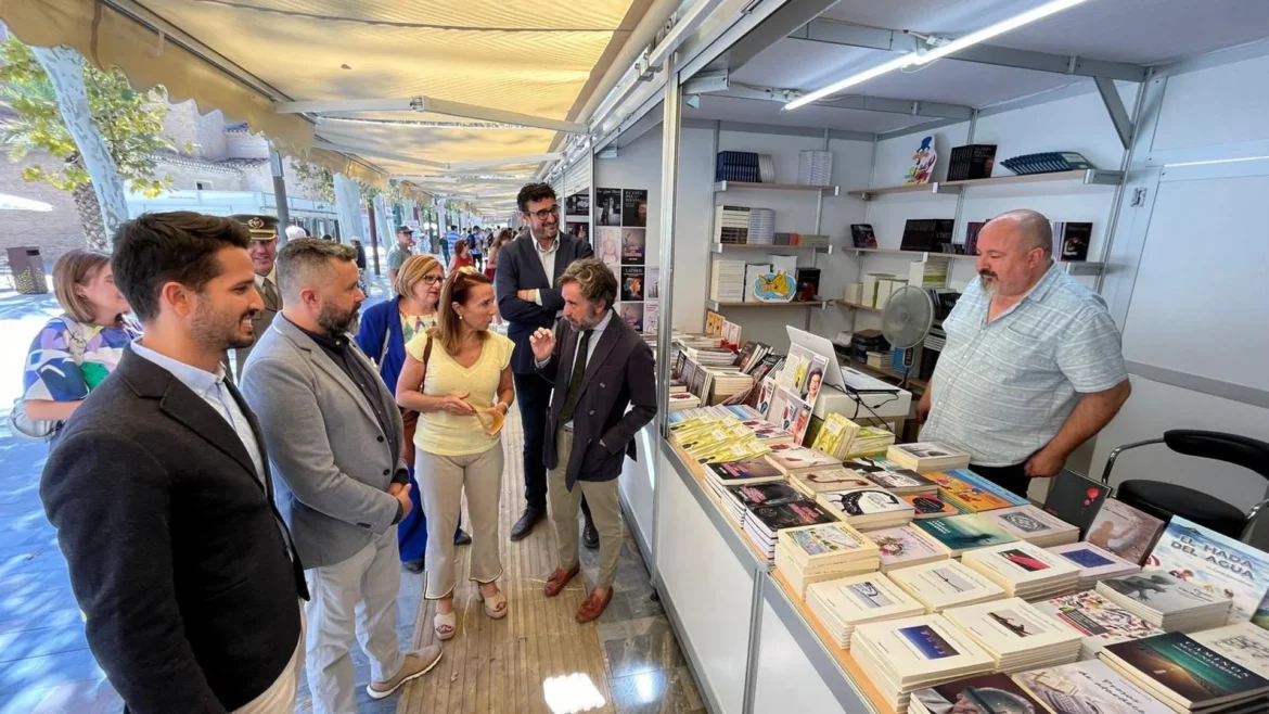 La Feria del Libro de Murcia abre sus puertas