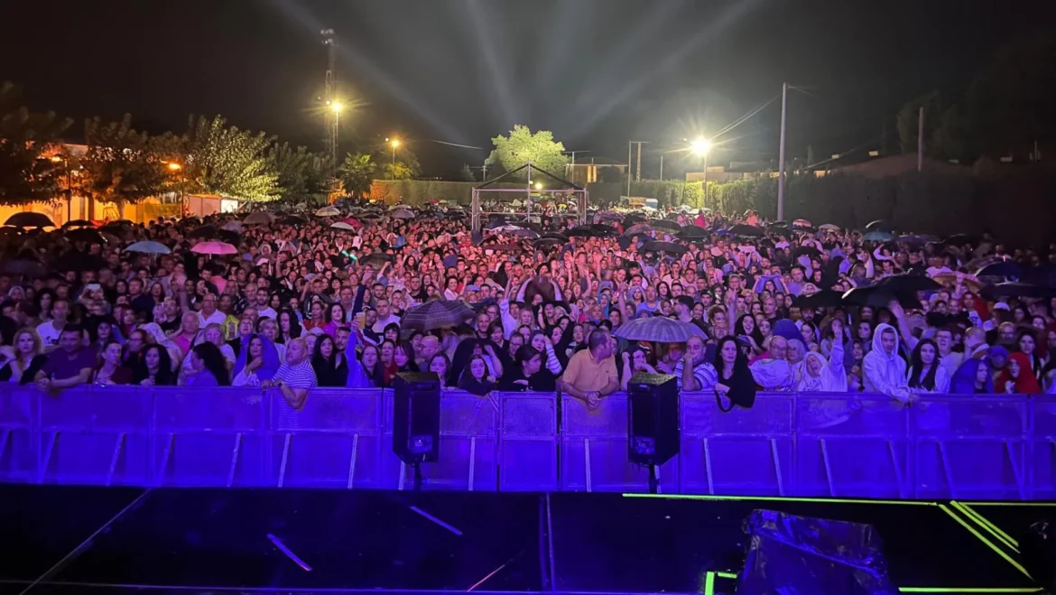 Suspenden por la lluvia el concierto de Camela en Alhama