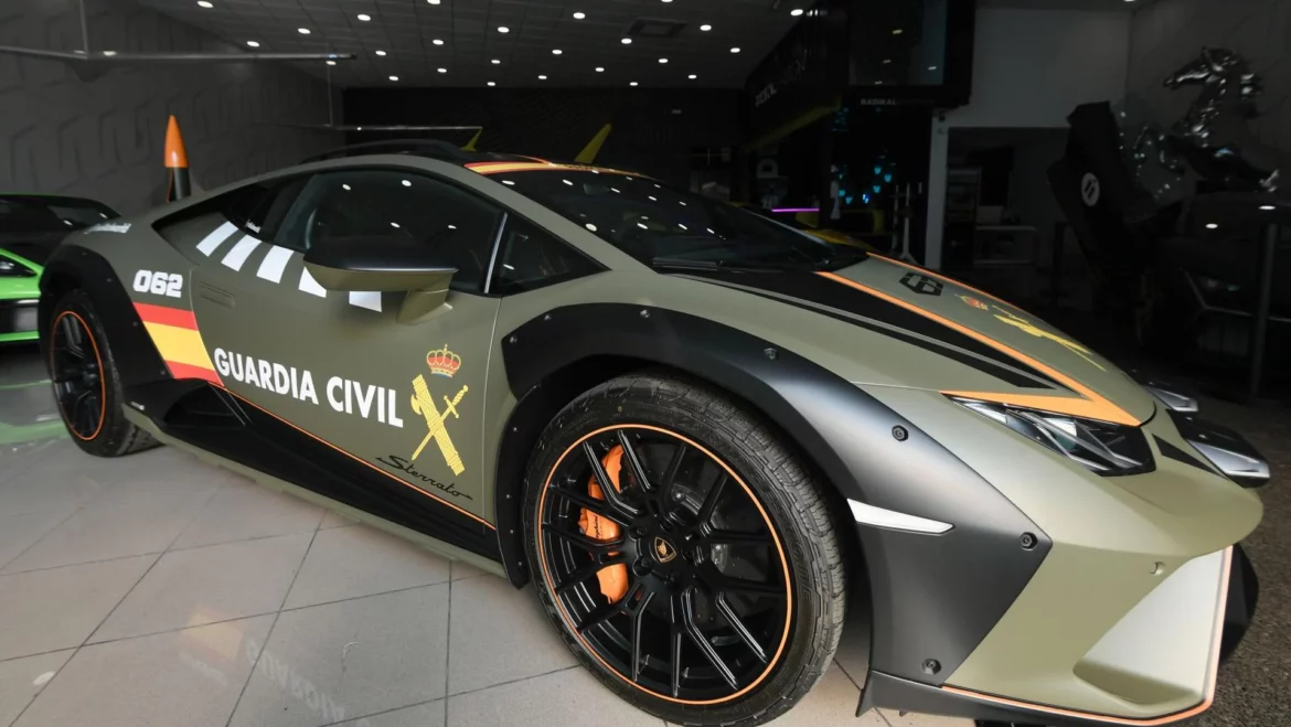 El Lamborghini de la Guardia Civil que salió de la Región de Murcia