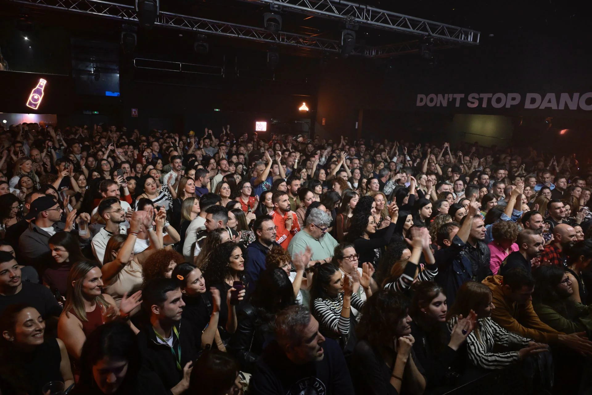 Concierto solidario por la DANA en la Sala Mamba de Murcia, en imágenes