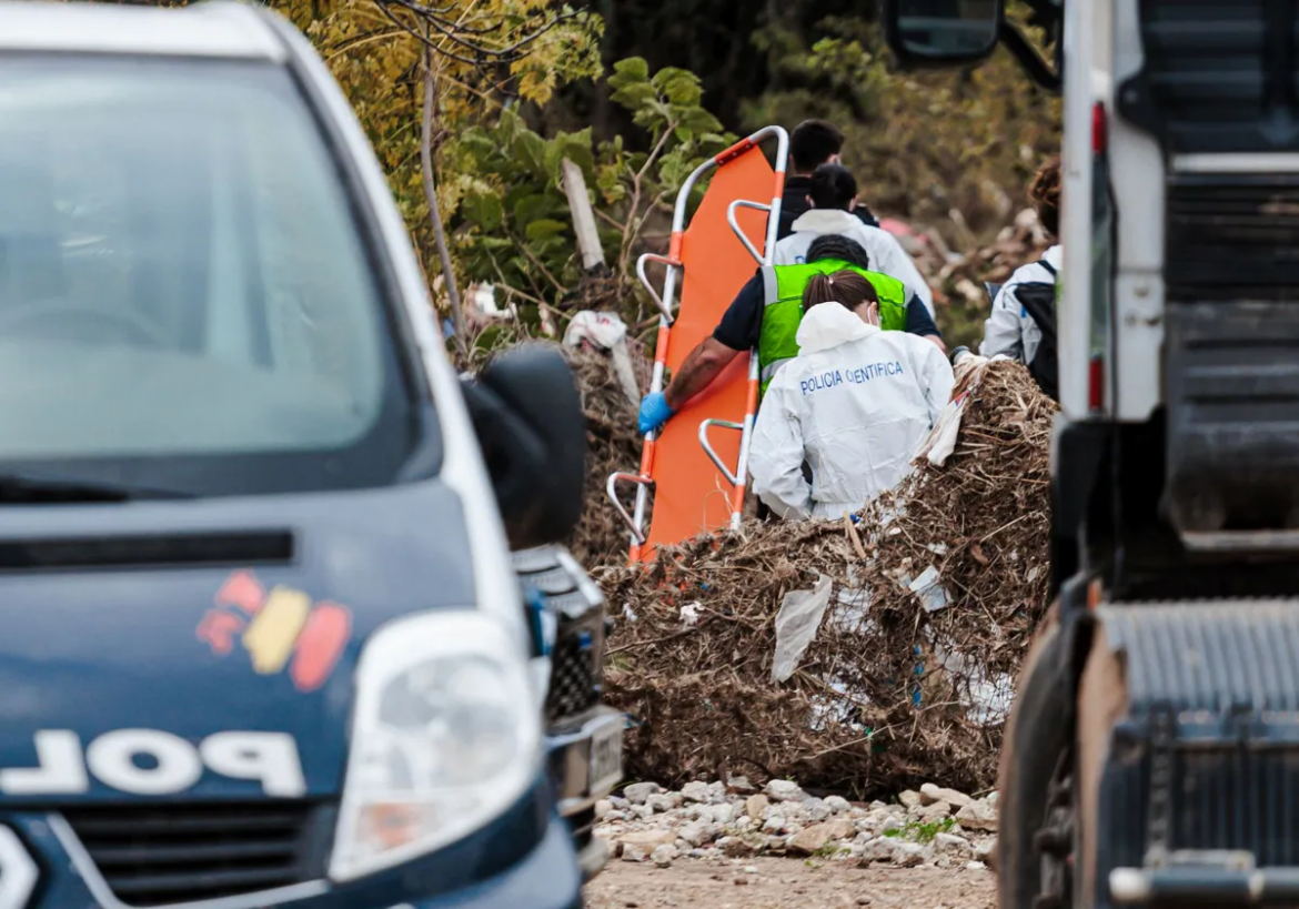 Localizan otro cuerpo sin vida junto al barranco del Poyo a su paso por Ribarroja