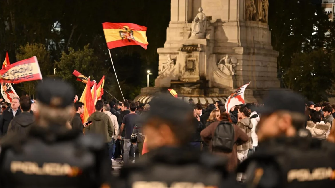 El PSOE condena que las calles de Madrid sean escenario de «gritos fascistas y saludos nazis de nuevo»