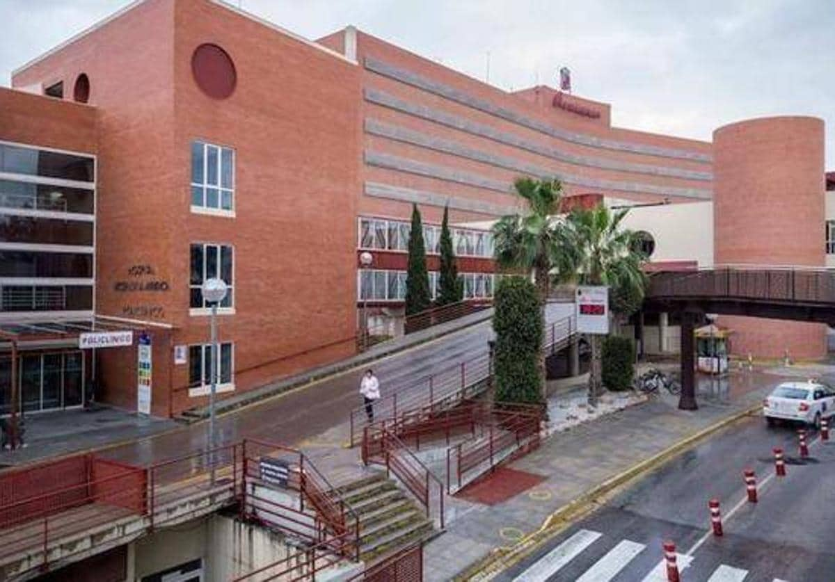 Imagen del pabellón principal del Hospital Universitario Virgen de la Arrixaca.