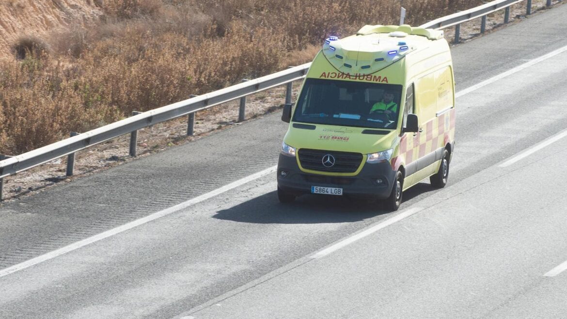 Muere un hombre de 45 años tras ser atropellado por un coche en Totana